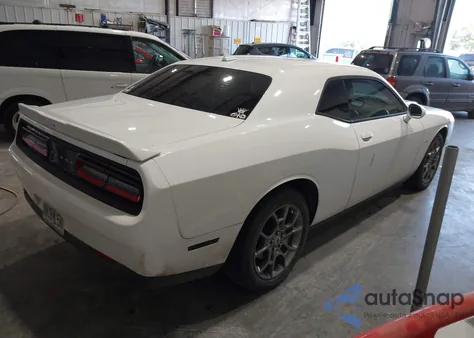 2017 Dodge Challenger Gt z USA, uszkodzony, nr VIN 2C3CDZGG8HH556139